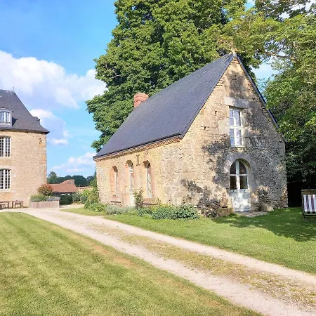 L'annexe Du Plessis Bochard * Saint-Pierre-des-Nids